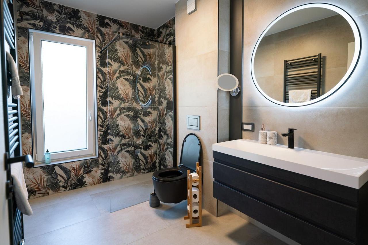 Apartments Kras 24 With Pool 세자나 외부 사진
